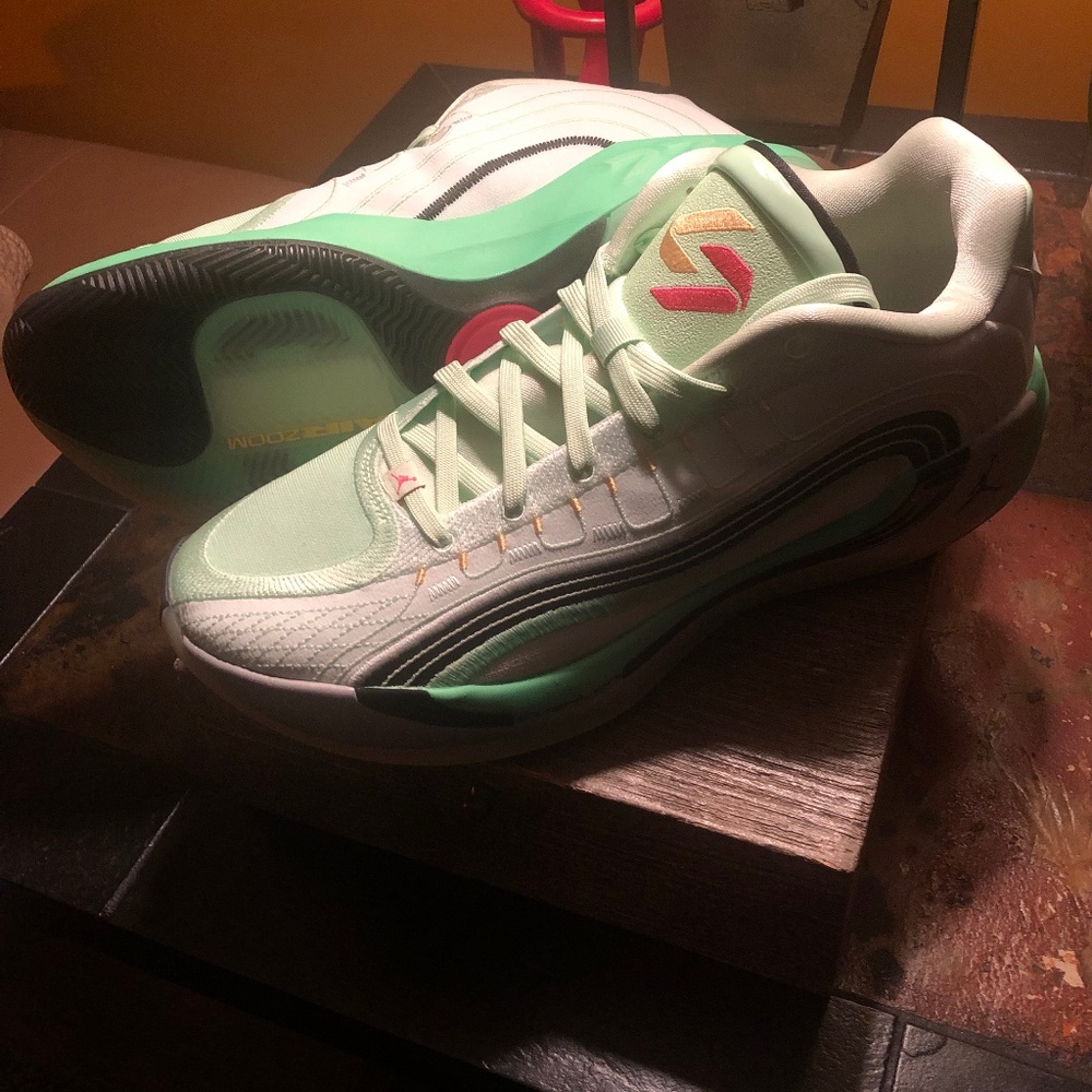 Jordan Luka 4 "Space Navigator"